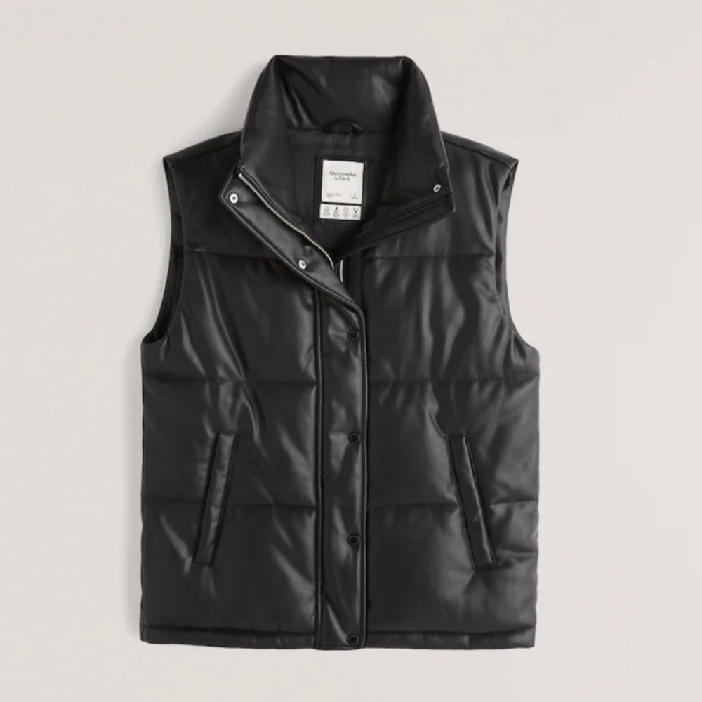 Abercrombie & Fitch Black Puffer Vest